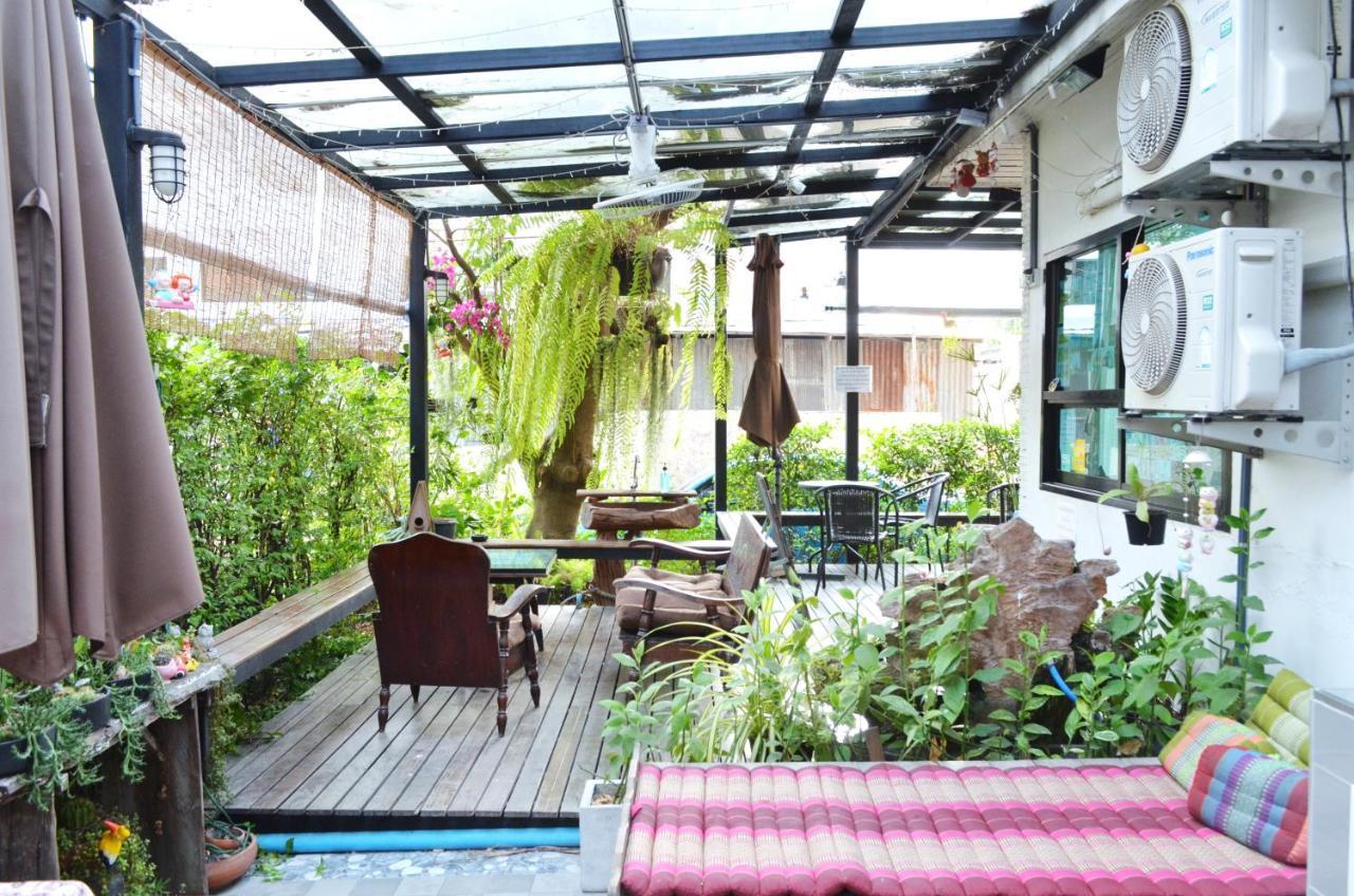 Early Bird Hostel Ayutthaya Exterior foto